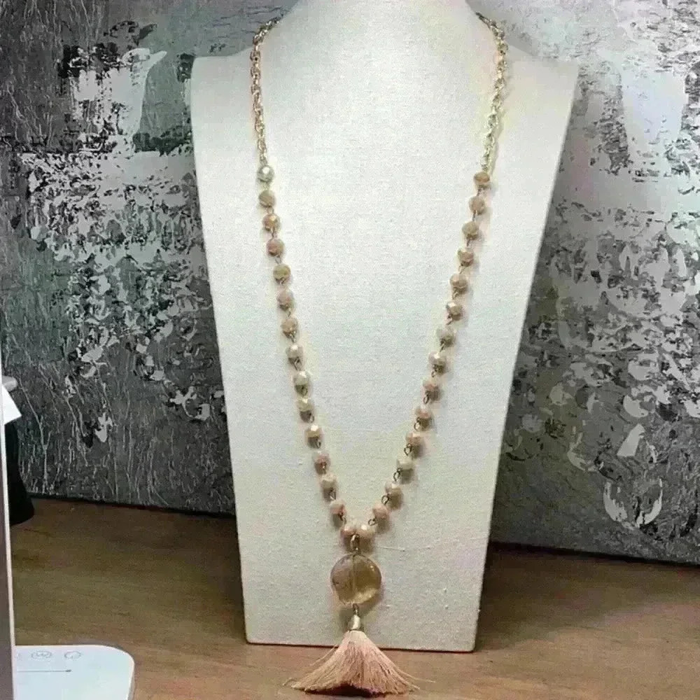 Vintage Cream and Gold AB Glass Crystal Beads Necklace